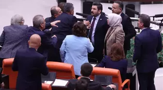 Kılıçdaroğlu'nun vatandaşlara attığı toplu SMS, TBMM'de tartışma konusu oldu