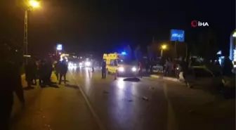 Mersin'de motosiklet ile otomobil çarpıştı: 1 ölü, 4 yaralı