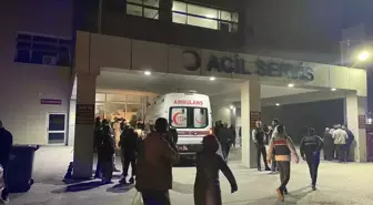 Niğde'de tarım işçilerini taşıyan minibüs devrildi, 15 kişi yaralandı