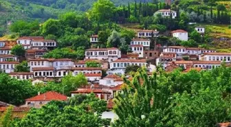 Turistlerin gözdesi Şirince 'en iyi turizm köyü' seçildi