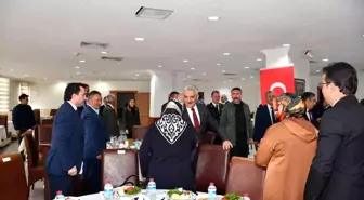 Kırıkkale Valisi Mehmet Makas Muhtarlar Günü'nde İsrail'i kınadı