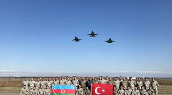 Türk F-16 Uçakları Azerbaycan'a Geldi
