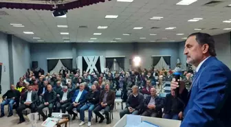 Kaynaşlı Belediye Başkanı Birol Şahin, halk meclisi toplantısında çalışmaları anlattı