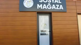 Saray Belediyesi'nin 'Sosyal Mağaza' projesi yeniden hizmete açıldı