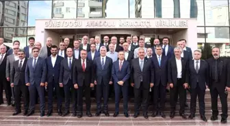 Ticaret Bakanı Bolat, Güneydoğu Anadolu İhracatçı Birlikleri ile bir araya geldi