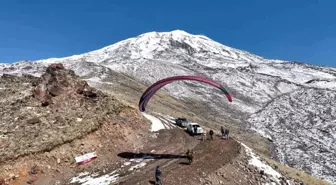 Ağrı Dağı'nda Cumhuriyetin 100. Yılı Kutlamaları