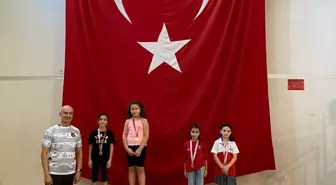 Bayraklı Belediyesi Sporcuları Madalyalarla Dönüyor