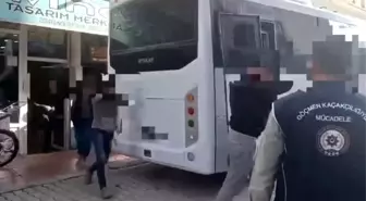 Van'da Göçmen Kaçakçılığı ve İnsan Ticareti Operasyonu: 3 Tutuklama