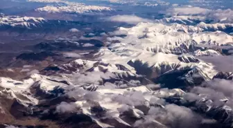 Çin, Kunlun Dağları'nda Yeni Bir Meteoroloji İstasyonu İnşa Etti