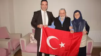 Amasya'da 76 Yıllık Evli Çift Cumhuriyet Bayramı'nda Ziyaret Edildi
