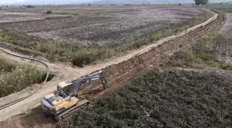 Aydın'da Koçarlı Bağarası Sulaması Projesi'nde HDPE boru montaj çalışmaları devam ediyor