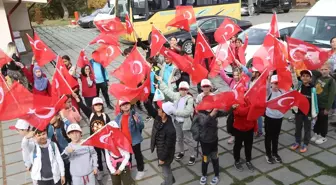 Taşova'da Cumhuriyetin 100. yılı kutlamaları kapsamında doğa yürüyüşü yapıldı