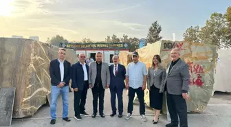 Beyşehir Belediyesi'nin doğal taşları uluslararası fuarın ilgi odağı oldu