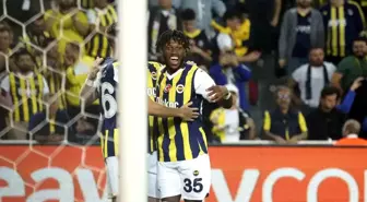 Fenerbahçe'nin Michy Batshuayi, UEFA Avrupa Konferans Ligi'nde 4. golünü attı