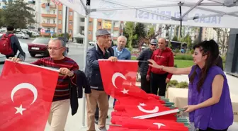 Talas Belediyesi İlçeyi Bayraklarla Donattı