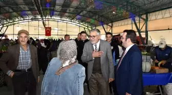 İnönü Belediye Başkanı Kadir Bozkurt, Pazar Esnafını Ziyaret Etti