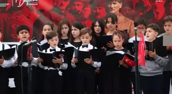 Cumhuriyetin 100. Yılı Alzheimer Yaşam Merkezi'nde Kutlandı