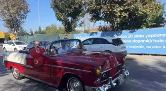 Avcılar Belediyesi, Cumhuriyetin 100. yılı için konvoy düzenledi
