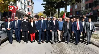 Gümüşhacıköy'de Cumhuriyet'in 100. yılı kutlamaları kortej yürüyüşüyle başladı