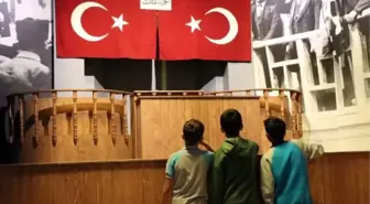 Kayseri'de 1921 yılında hazırlanan TBMM salonu, replikasıyla yaşatılıyor