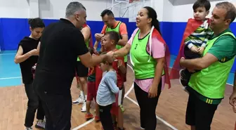 Çanakkale Lapseki'de 100. Yıl Voleybol Turnuvası Sonuçlandı