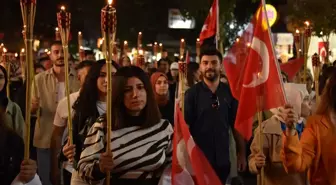 Şanlıurfa ve Gaziantep'te fener alayı düzenlendi