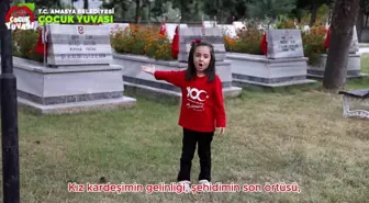 Amasya'da kız çocukları Cumhuriyet'in 100. yılında bayrak şiiri seslendirdi