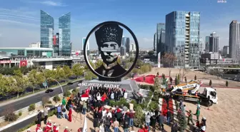Çankaya Belediyesi, Eskişehir yoluna 10 metrelik Atatürk Anıtı'nı açtı