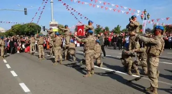 Samsun'da Cumhuriyet'in 100. yılı coşkuyla kutlandı