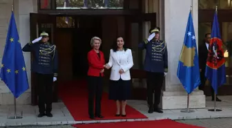 AB Komisyonu Başkanı von der Leyen, Kosova ve Sırbistan arasında normalleşme için Sırp Belediyeler Birliği kurulmasını ve bağımsızlığın tanınmasını istedi