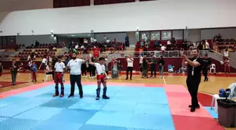 Kemer Belediyesi Kick Boks Takımı 100. Yıl Şampiyonası'nda 6 Madalya Kazandı