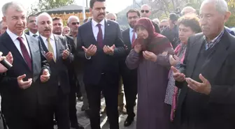 Solingen'de ırkçı saldırıda hayatını kaybeden Mevlüde Genç anıldı