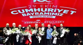 Esenyurt Belediyesi, Cumhuriyet Dönemi'nde yetişen büyük halk ozanları için anma etkinliği düzenledi