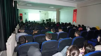 Konya'da Öğrencilere Bağımlılıkla Mücadele Eğitimi Verildi