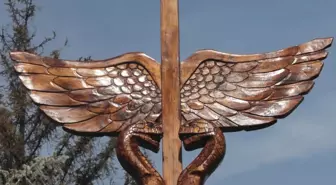 ERÜ Güzel Sanatlar Fakültesi Öğrencileri Yerleşkede Sanat Eserleri Oluşturdu