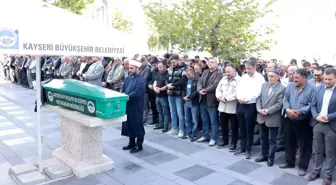 İHA İstanbul 2. Bölge Müdürü Oğuzhan Güven'in babası toprağa verildi