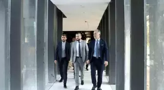 MHP İlçe Yöneticileri İnegöl Belediyesi'nin Yeni Yaşam Alanı ve Kent Meydanı Projesini İnceledi