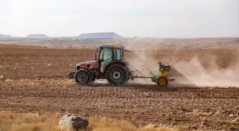 Nevşehir Belediyesi Tarım Arazisinde Buğday Ekimi Gerçekleştirdi