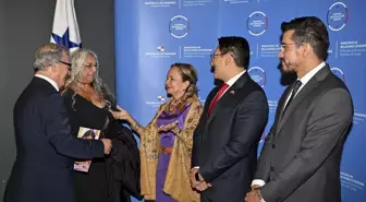 Panama Milli Günü Kapsamında Kuna Yerli Halkının Sergisi Düzenlendi