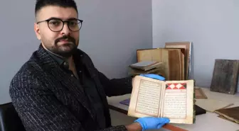Türkiye'nin en genç doçenti el yazması eserlere adadı
