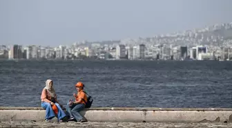 İzmir'de Lösemi Farkındalık Yürüyüşü Düzenlendi