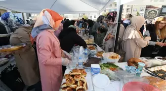 Kars'ta açılan hayır çarşısıyla Gazze'ye destek