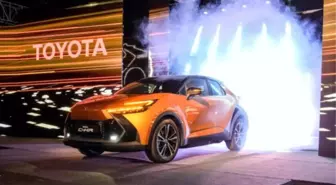 Avrupa'da ilk: Yerli şarj edilebilir Toyota C-HR üretimi başladı!