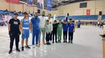 Bozüyük Belediyesi Eğitim ve Spor Kulübü Boksörleri 100. Yıl Boks Turnuvası'nda Başarılı