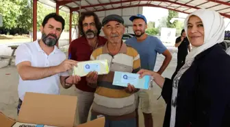 Antalya Büyükşehir Belediyesi, Üreticilere Bitki Zararlılarıyla Mücadelede Destek Sağlıyor