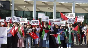 Uşak Üniversitesi'nde Yabancı Öğrenciler İsrail'in Gazze Saldırılarını Protesto Etti