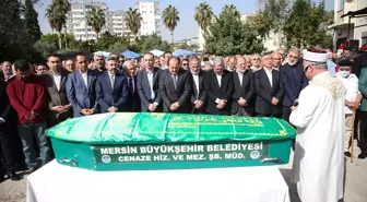 Ankara Üniversitesi Rektörü Prof. Dr. Necdet Ünüvar'ın Annesi Müzeyyen Ünüvar Son Yolculuğuna Uğurlandı