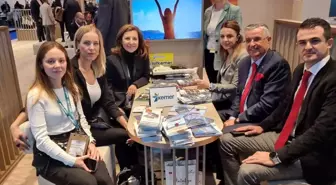 Kemer Belediye Başkanı Londra Turizm Fuarı'nda Kemer'i tanıttı