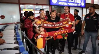 Galatasaray, Hatayspor maçı için Almanya'dan Adana'ya geldi