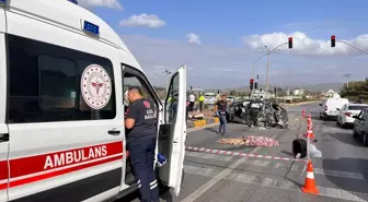 Muğla'da Otobüs ve Otomobil Çarpıştı: 1 Ölü, 3 Yaralı